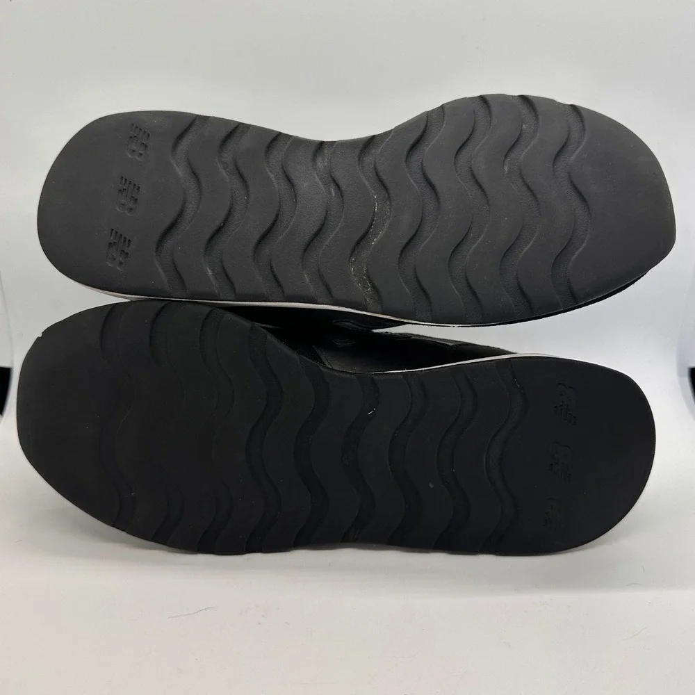 New Balance 24 v1 Black Running Shoes Sneakers Lightweight Size 7.5 Woman/ 6 Men
